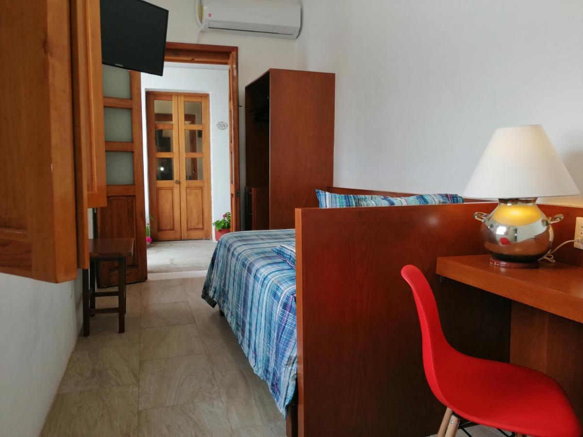 Hotel Aitana Oaxaca Екстериор снимка