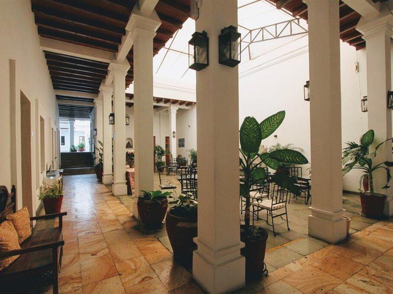 Hotel Aitana Oaxaca Екстериор снимка
