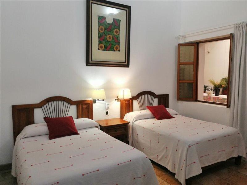 Hotel Aitana Oaxaca Екстериор снимка