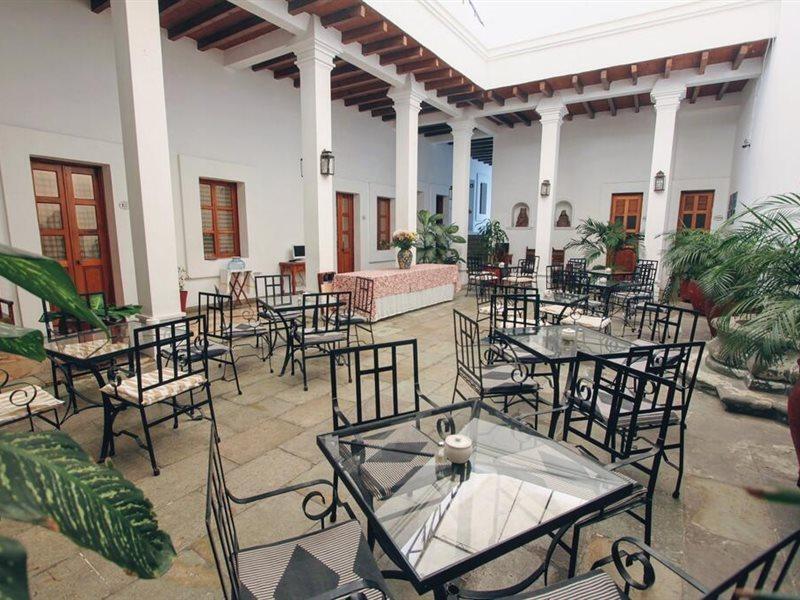 Hotel Aitana Oaxaca Екстериор снимка