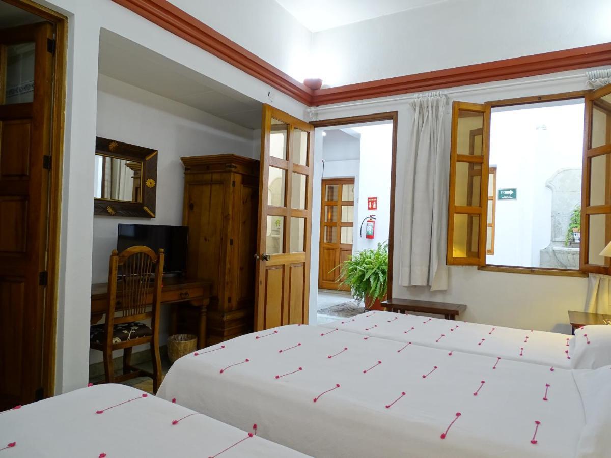 Hotel Aitana Oaxaca Екстериор снимка