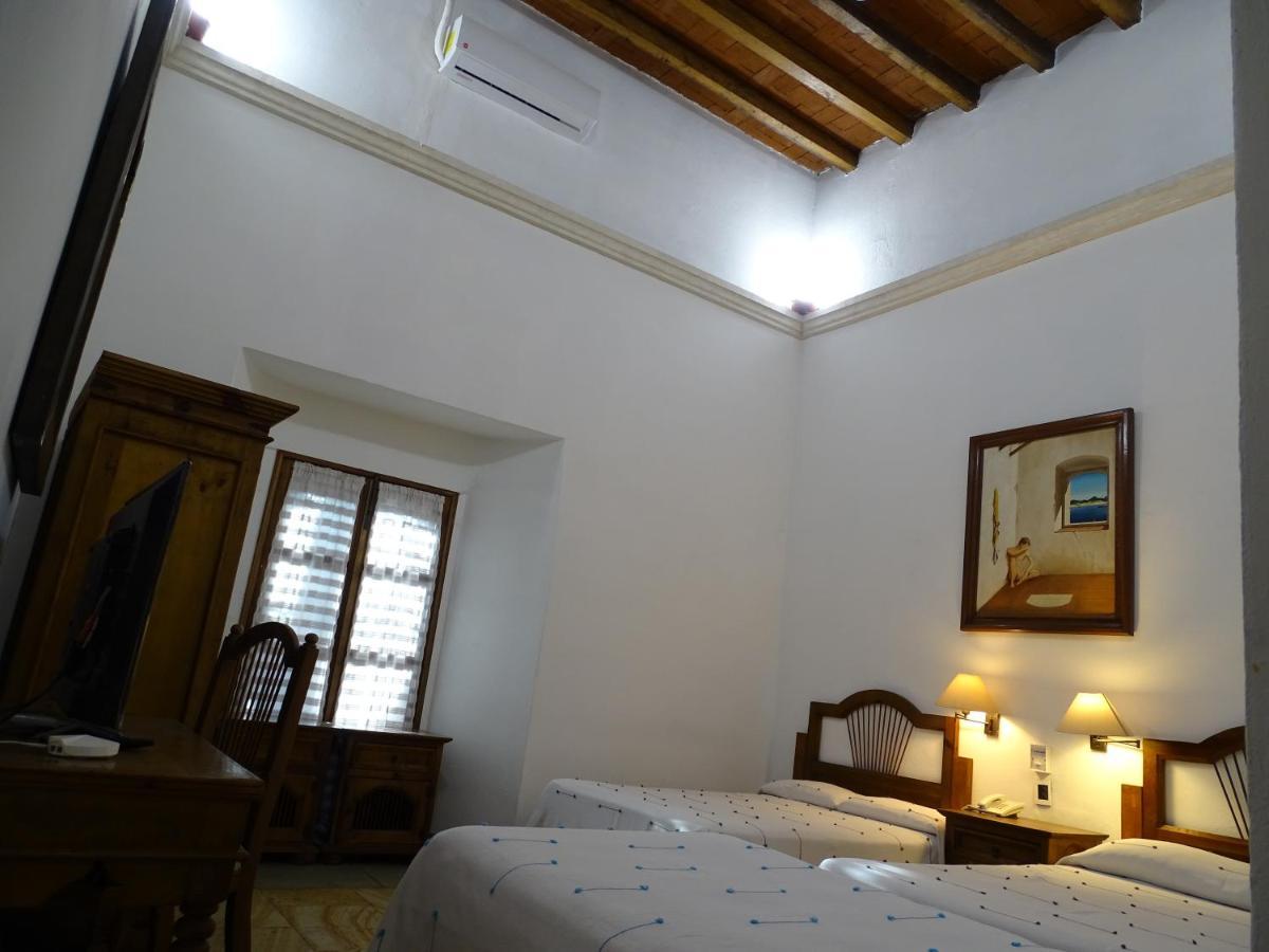 Hotel Aitana Oaxaca Екстериор снимка