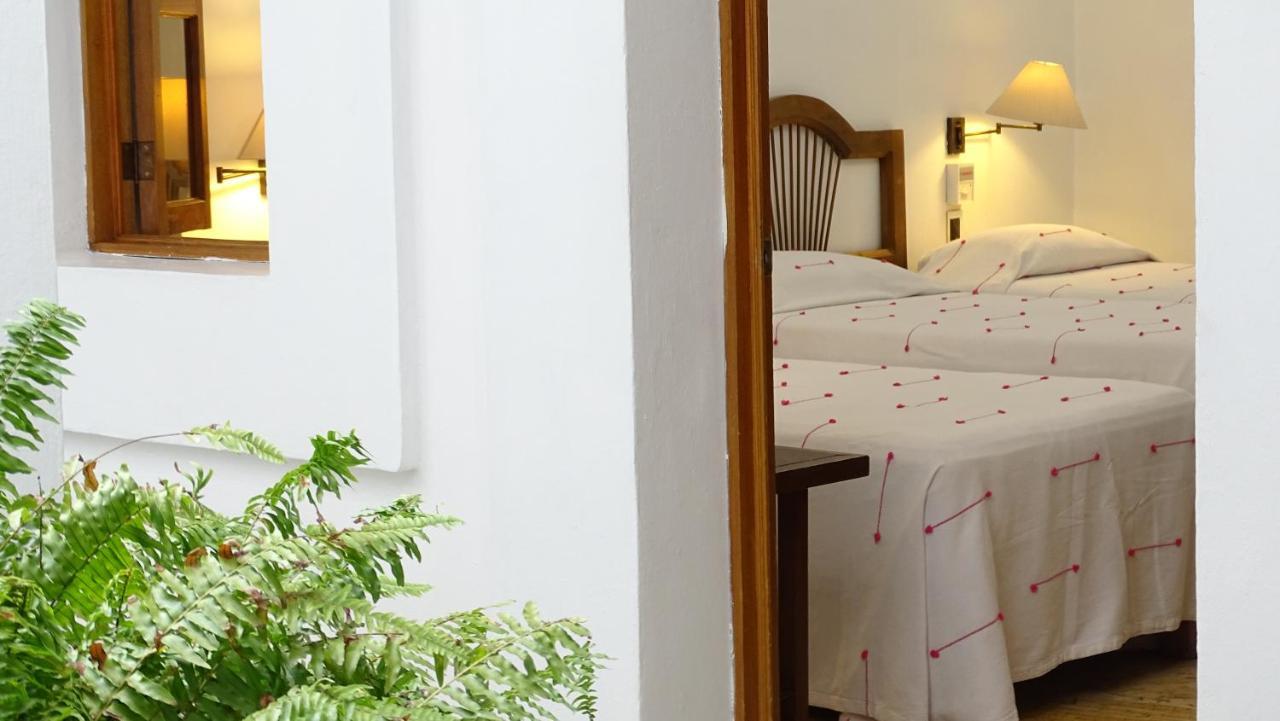 Hotel Aitana Oaxaca Екстериор снимка