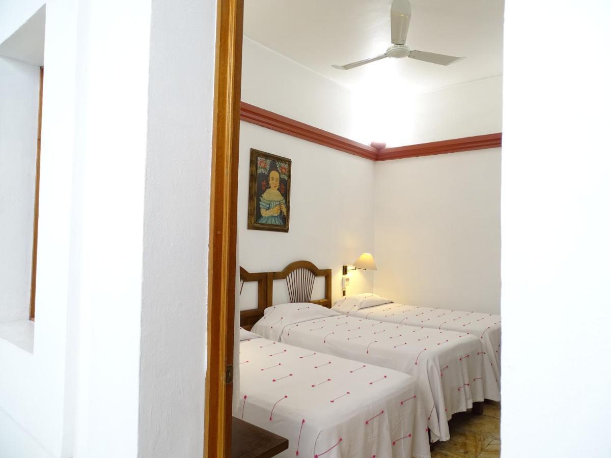 Hotel Aitana Oaxaca Екстериор снимка