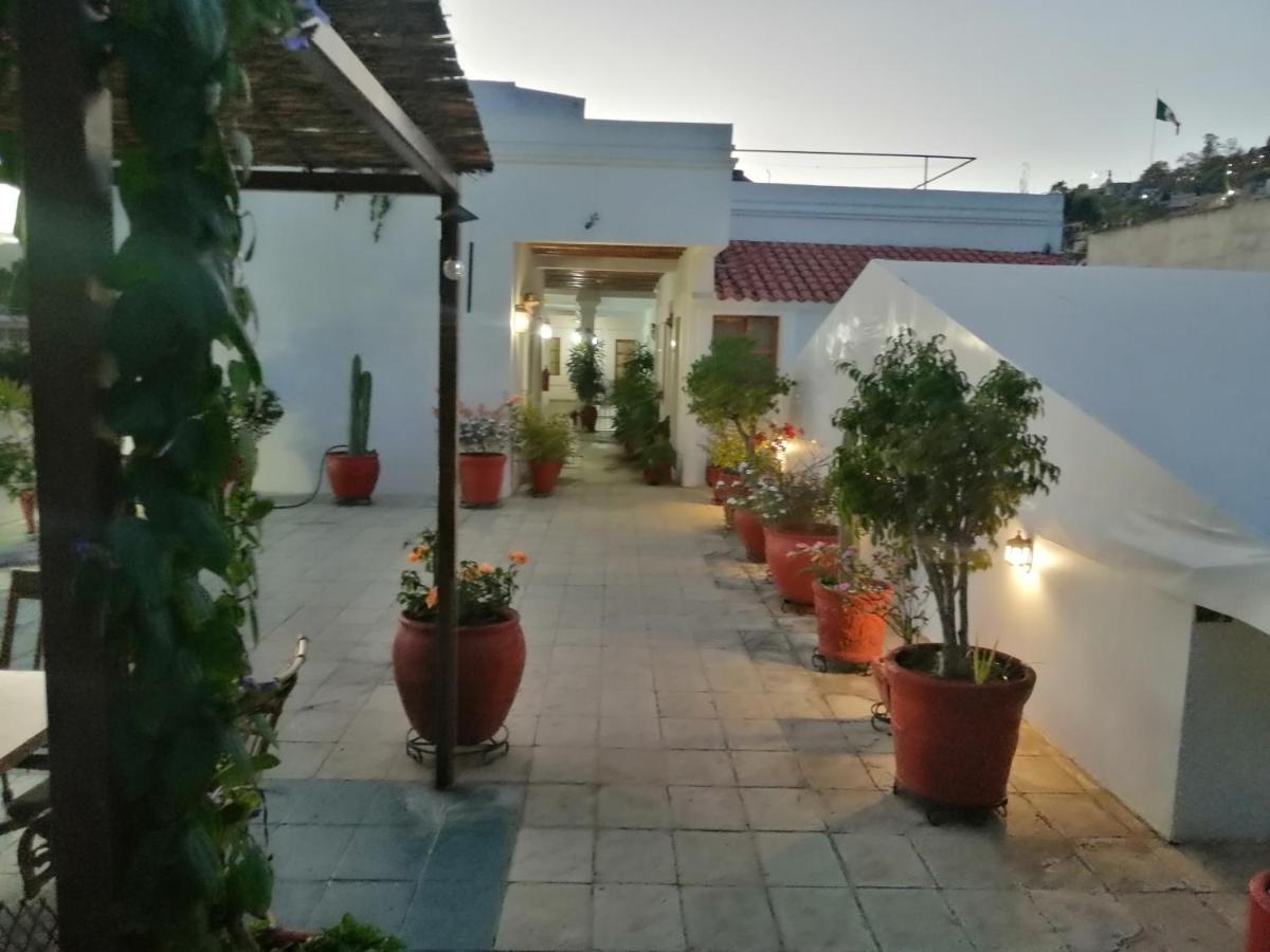 Hotel Aitana Oaxaca Екстериор снимка