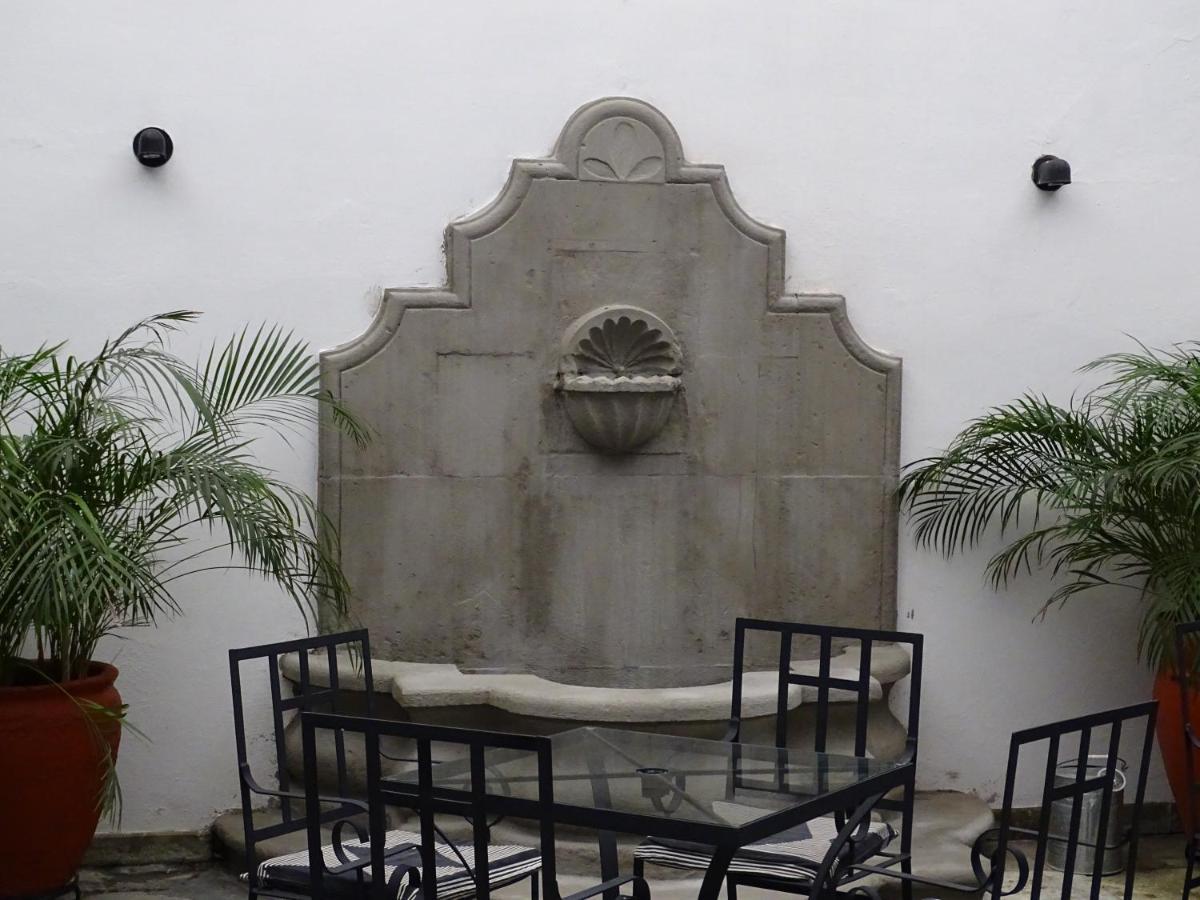 Hotel Aitana Oaxaca Екстериор снимка