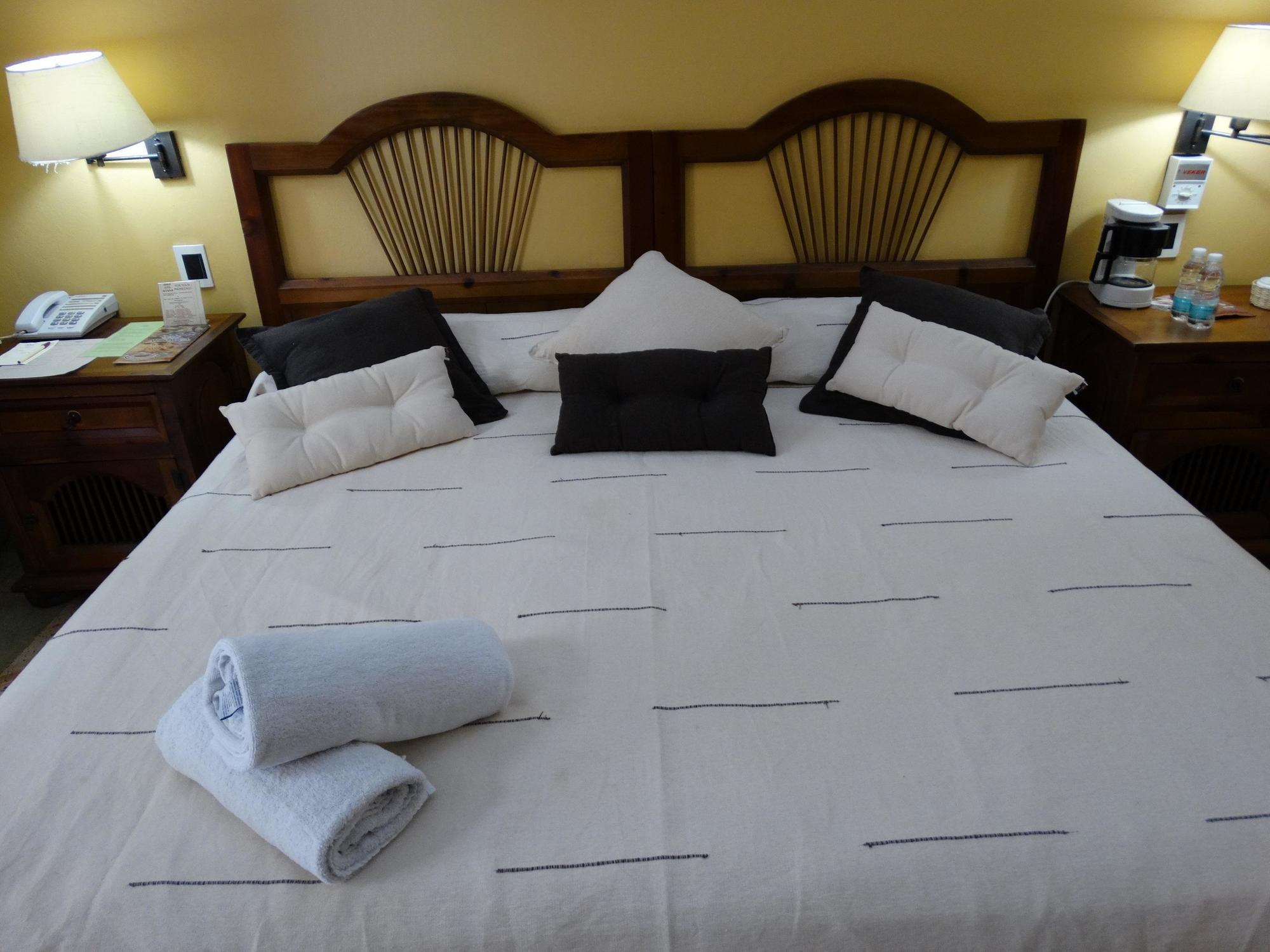 Hotel Aitana Oaxaca Екстериор снимка