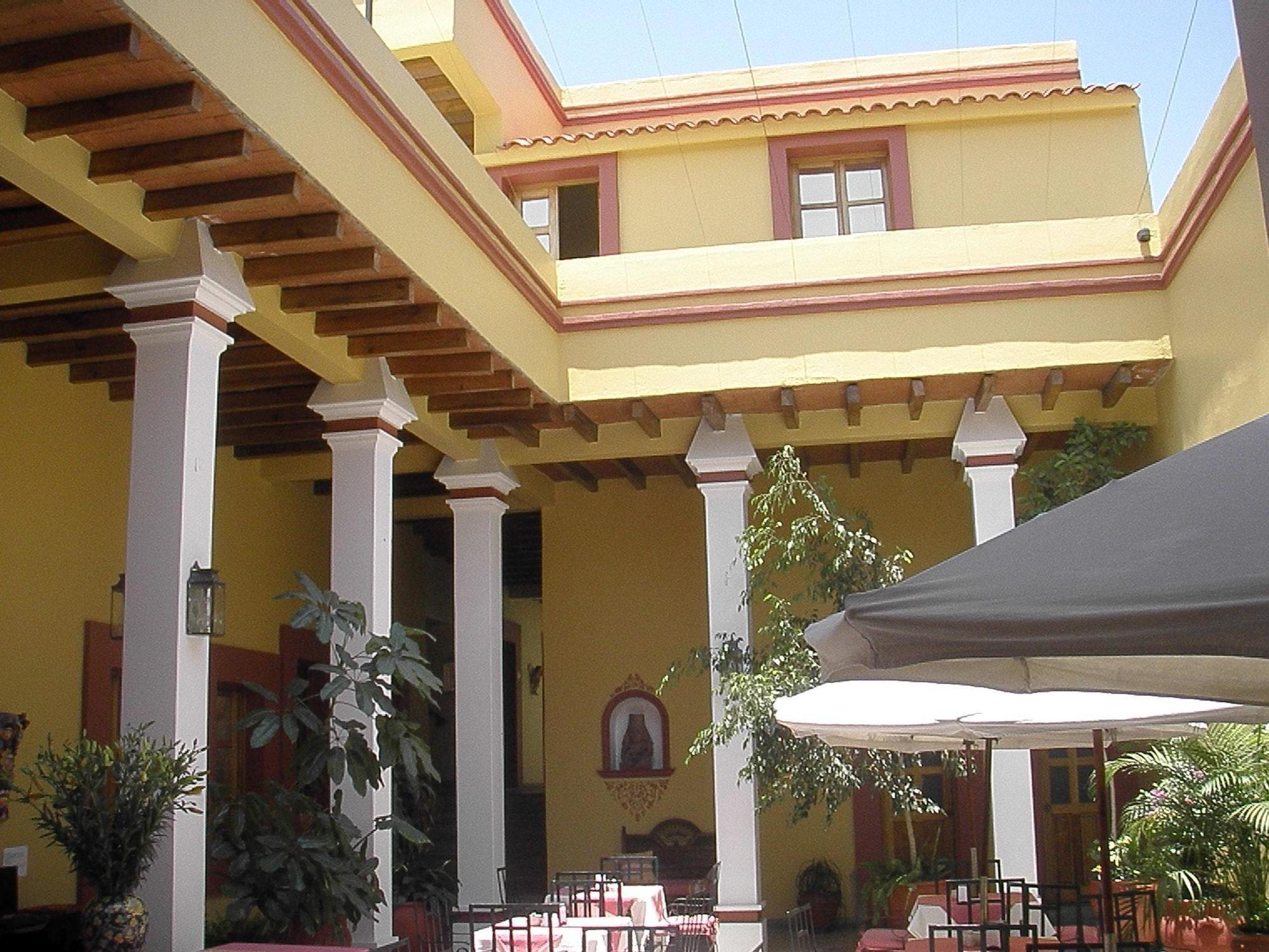 Hotel Aitana Oaxaca Екстериор снимка
